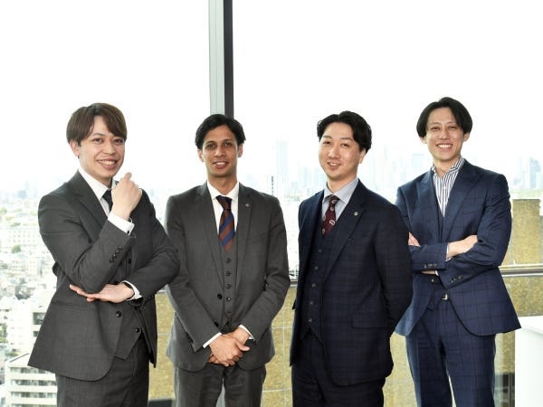 面倒見の良い先輩達が、頑張るあなたを全力サポート！