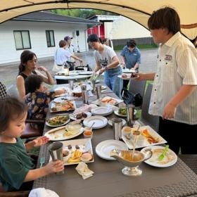 ホテルで豪華バーベキュー（希望者のみ）