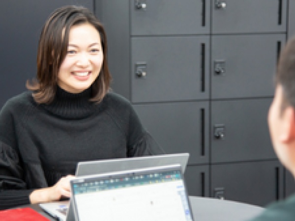 環マネ法人営業メンバー・法人営業_環境管理システム国内シェアTOP・社内決済や稟議のフロー