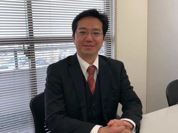 社長の笠原です。ご連絡をお待ちしております。