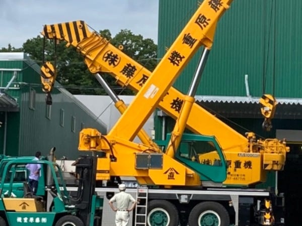 フォークリフトオペレーター・クレーンオペレーター（未経験歓迎）