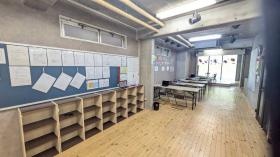 ギャラリーとして使用していた広々とした空間で解放感があります