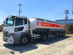 白油セミトレーラー