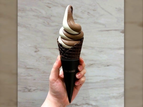 ソフトクリームも提供しています♪最初は慣れないかもしれませんが、1か月もすればスムーズに作れます！