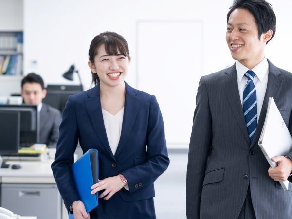 配属先は社員数5000名超えの大手企業の人事部門です。働き方の多様化に伴い、人事企画業務をサポートいただくアシスタントを新規採用いたします！