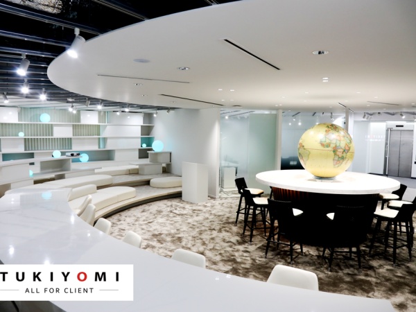 勤務いただくオフィスです！ドリンクコーナーや冷蔵庫、電子レンジ完備で、快適に働けるよう工夫しています。