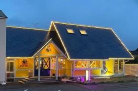 ゴーゴーカレー松任徳光スタジアム：外観