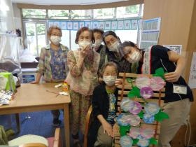 デイサービス 利用者の皆さんとパチリ