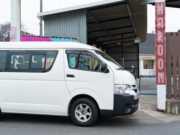 送迎ドライバー・英語の学童のバスドライバー（未経験歓迎）