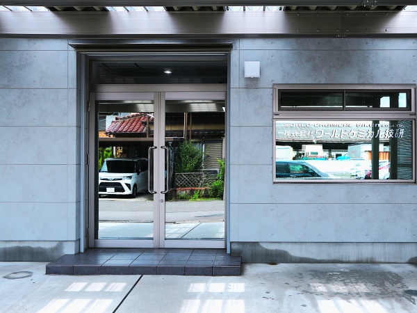 2024年2月に事務所の社屋増設を行い、新たに作業場を増設工事中！広くて綺麗な職場で快適に過ごせます♪