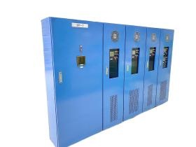 主力製品（動力制御盤）