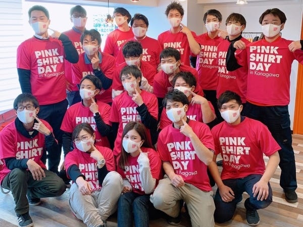 あなたと一緒に働くメンバーです。平均年齢は32歳！子育て中のスタッフも大勢在籍してます。