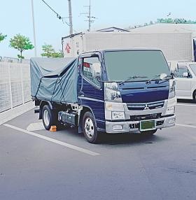 ３トン 平ボディ