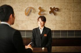 フロント業務風景