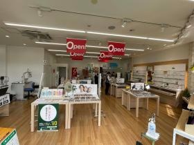 ２０２３年９月に店内改装、明るく綺麗な職場です。