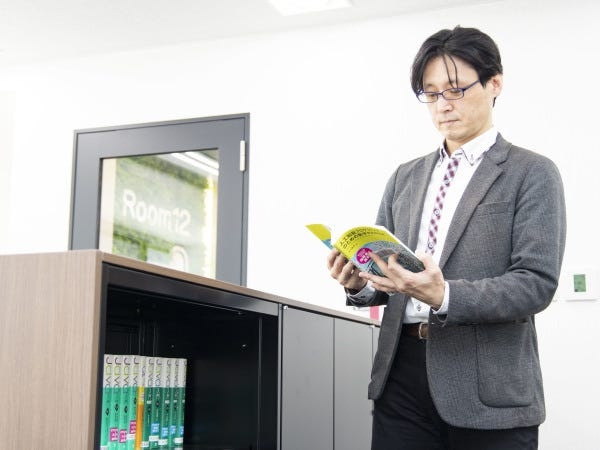 現役エンジニアの代表の下で20代～50代まで幅広い層のエンジニアが活躍しております。