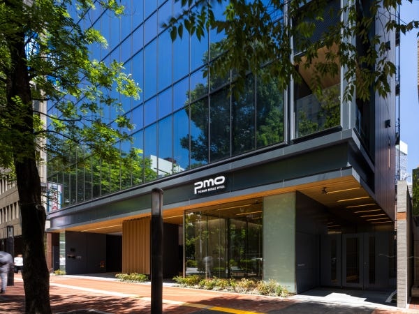 新築ビルなので、とても綺麗なオフィスでセキュリティーもしっかりしているので安心して勤務できます。