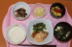 デイサービスエレファント 昼食