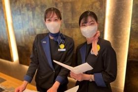 フロントスタッフ