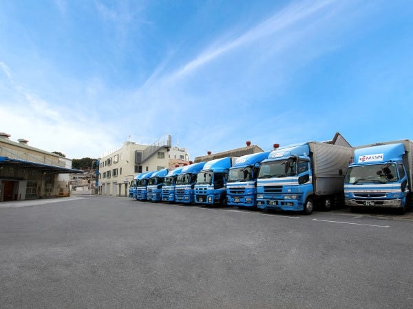 「向上心を持って働きたい」「長く安定して働きたい」などやる気重視の採用を行っています！少しでも興味のある方は是非お気軽にご応募下さい♪