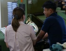 製造課の作業風景