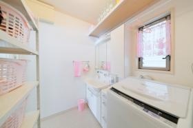 障がい者生活支援施設ランドリー１