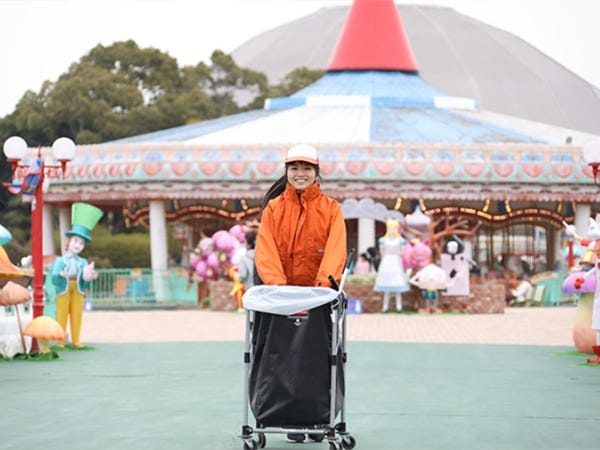 《テーマパーク園内清掃》お客様に気持ちよく楽しんでいただく空間づくり♪（床洗浄やトイレ清掃、ゴミ回収など）