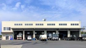 遠賀工場。マルキュー整備で１番新しい工場です