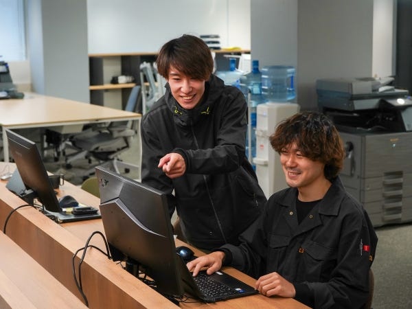 【部署平均年齢28歳】20代メインの活気ある職場です。【専門知識不要】バイクの知識や免許は不要です。