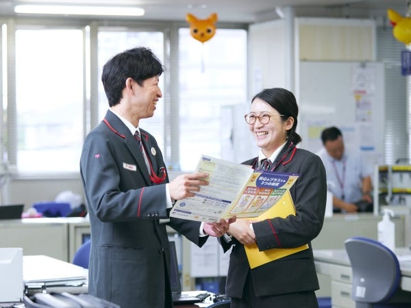 チームの仲間と一緒に仕事を進めます。気兼ねなく相談できる環境なので、未経験からでも安心してスタートできます。