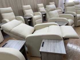 職員休憩室：足をのばしてしっかり休憩