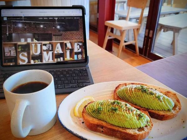 パート社員でも昇給していくのがスマイエで働く魅力の１つ。社内研修を受講する時間も、勤務時間としてしっかりとカウントされます。