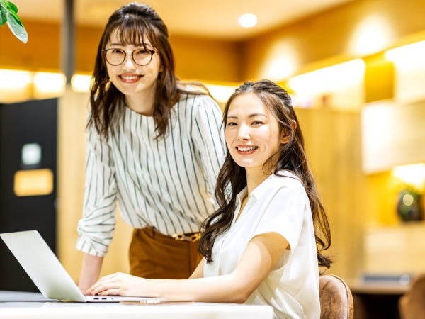 週休3日の場合、1日の実働時間が長くなりがちですが弊社は実働時間8時間で給与も安定しています☆