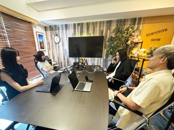 芸能マネージャー・ライバーのマネージャー（未経験歓迎・副業OK）