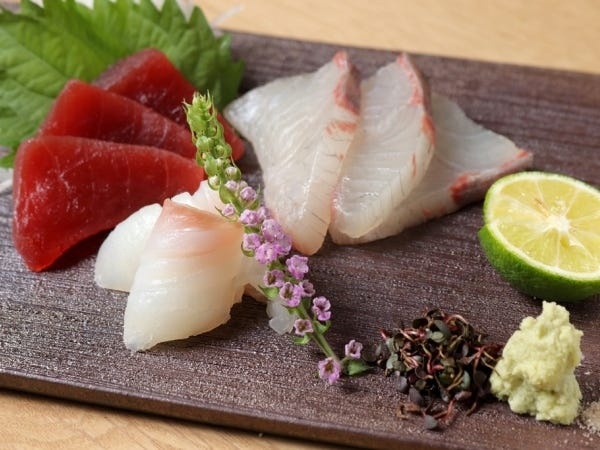 ホールスタッフ（未経験OK・WワークOK）