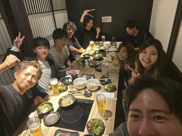 達成会は会社負担で開催！チームみんなで楽しく盛り上がります！