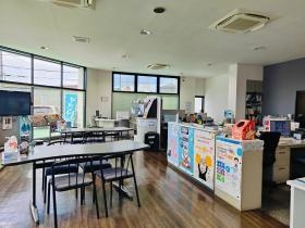 販売店舗の様子