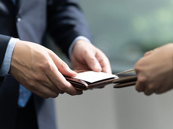 研修はビジネスマナーから。基礎からしっかり教えます！