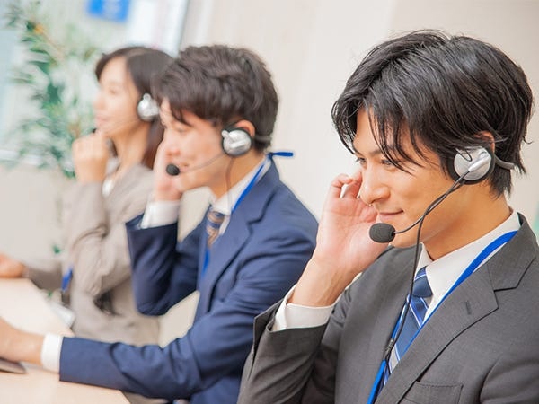 初めはコールスタッフと一緒にアポイントを取る研修もあり、自分がお客様先へ行く前に、どんな話をしているのか知ることができます！