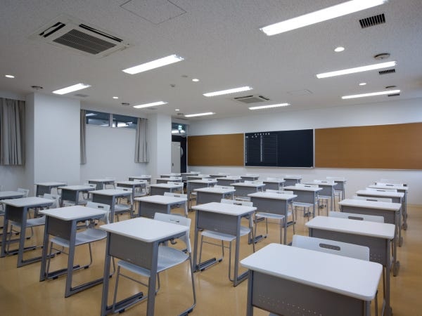 教員（未経験OK・交通費支給あり）