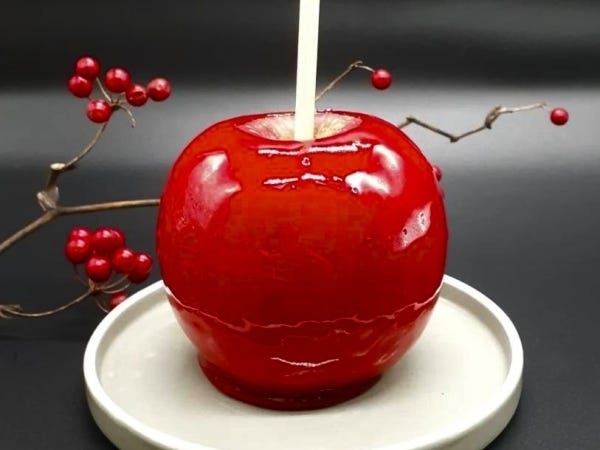 りんご飴スイーツの販売スタッフ（交通費支給あり・未経験OK）