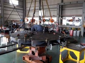 工場内作業風景