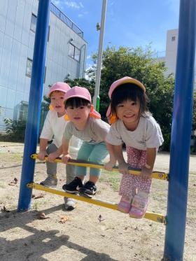 せんせぇ～ みてみてぇ～ こどもの森保育園清水ナーサリーより