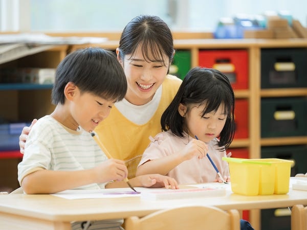 子育て支援スタッフ・未経験大歓迎の子育て支援スタッフ・社会福祉学部卒業者（無資格・未経験OK）