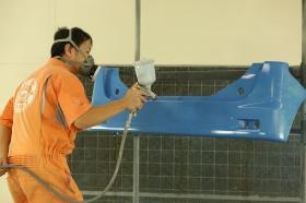 塗装作業の様子