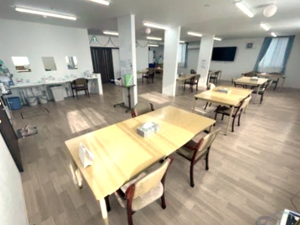 副業の介護職・未経験者（残業なし・大歓迎）