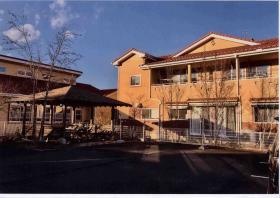 有料老人ホームひらかわ：外見