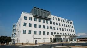 平成２７年４月新築移転 病院の外観です