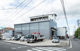 本社（板金事業部）の外観です