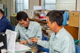 だれしも最初は未経験！先輩が一から教えます